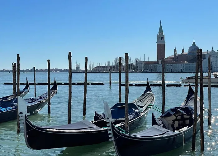 San Marco Luxury Apartments Steps From St Marks