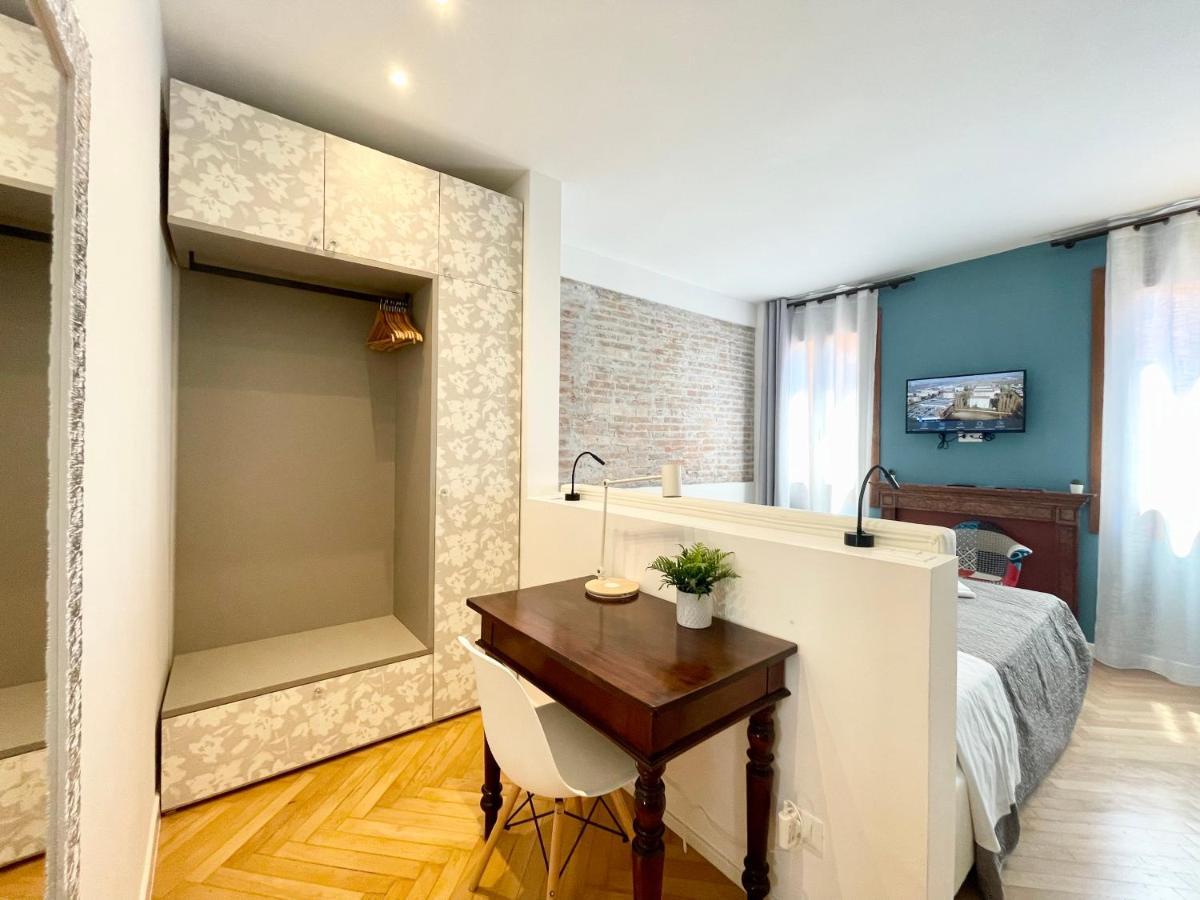 Apartment San Marco Luxury Steps From St Marks Venice